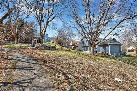 14715 39th Avenue N Plymouth MN 55446