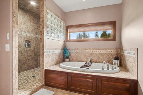 903 Fairway Drive Pipestone MN 56164