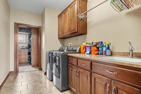 903 Fairway Drive Pipestone MN 56164