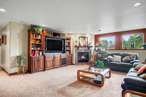 903 Fairway Drive Pipestone MN 56164