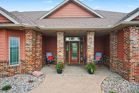 903 Fairway Drive Pipestone MN 56164