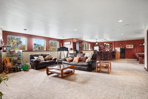 903 Fairway Drive Pipestone MN 56164