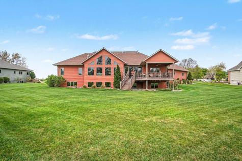 903 Fairway Drive Pipestone MN 56164