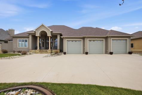 1827 7TH Street E West Fargo ND 58078