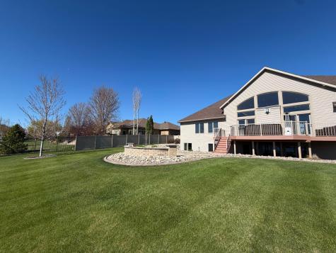 1827 7th Street E West Fargo ND 58078
