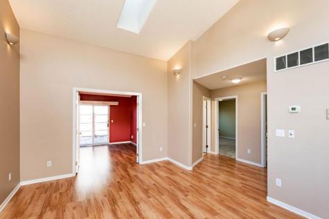 987 14th Avenue E West Fargo ND 58078