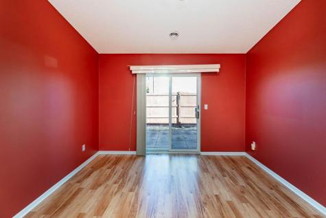 987 14th Avenue E West Fargo ND 58078