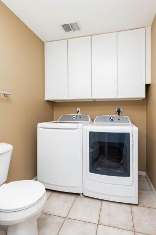 987 14th Avenue E West Fargo ND 58078