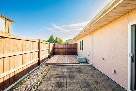 987 14th Avenue E West Fargo ND 58078