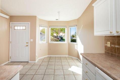 987 14th Avenue E West Fargo ND 58078