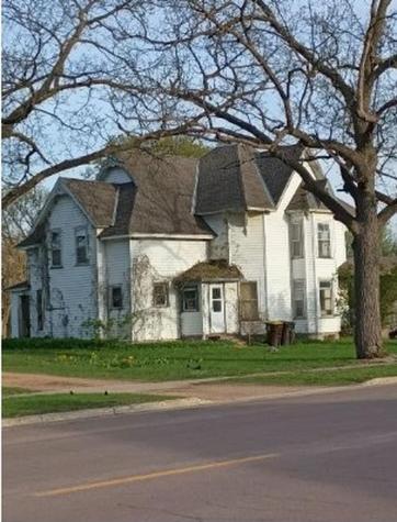 211 Dugan Street N Welcome MN 56181
