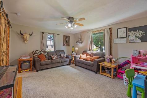 212 Main Street E Saint Clair MN 56080