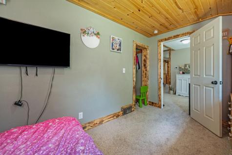 212 Main Street E Saint Clair MN 56080