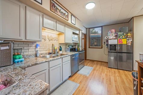 212 Main Street E Saint Clair MN 56080