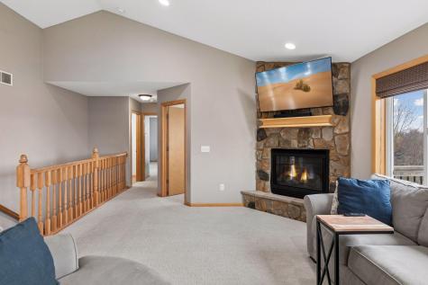 909 Firethorne Trail Jordan MN 55352