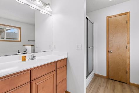 909 Firethorne Trail Jordan MN 55352