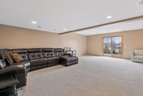 909 Firethorne Trail Jordan MN 55352