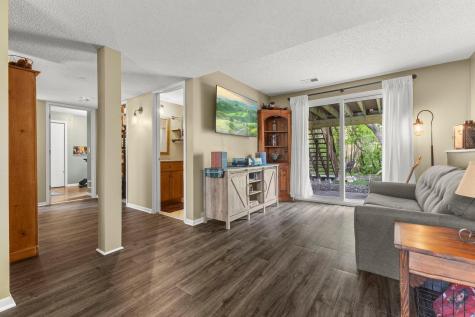 7501 82nd Avenue N Brooklyn Park MN 55445