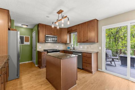 7501 82nd Avenue N Brooklyn Park MN 55445