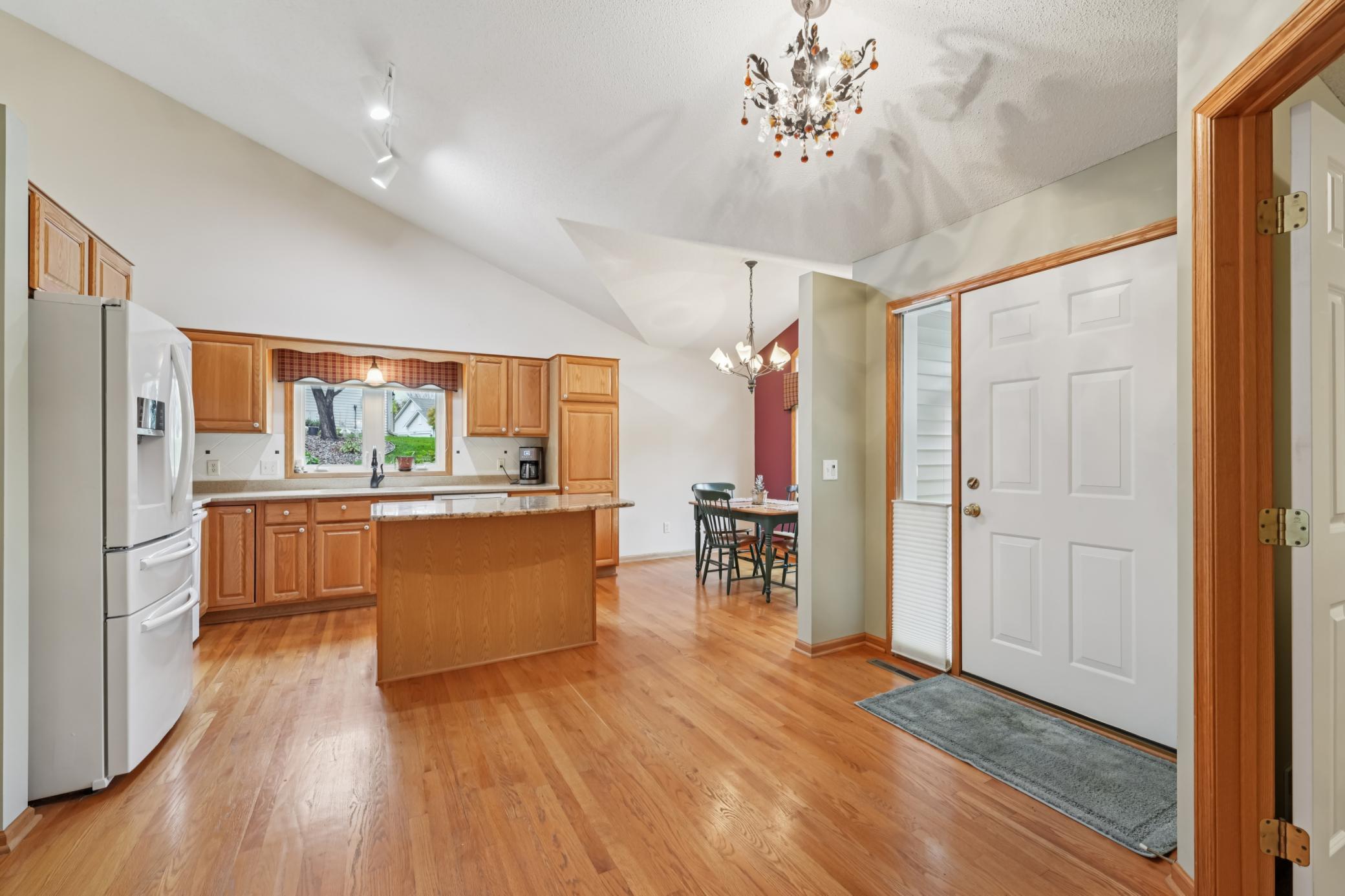 13912 Farmington Way Apple Valley MN 55124