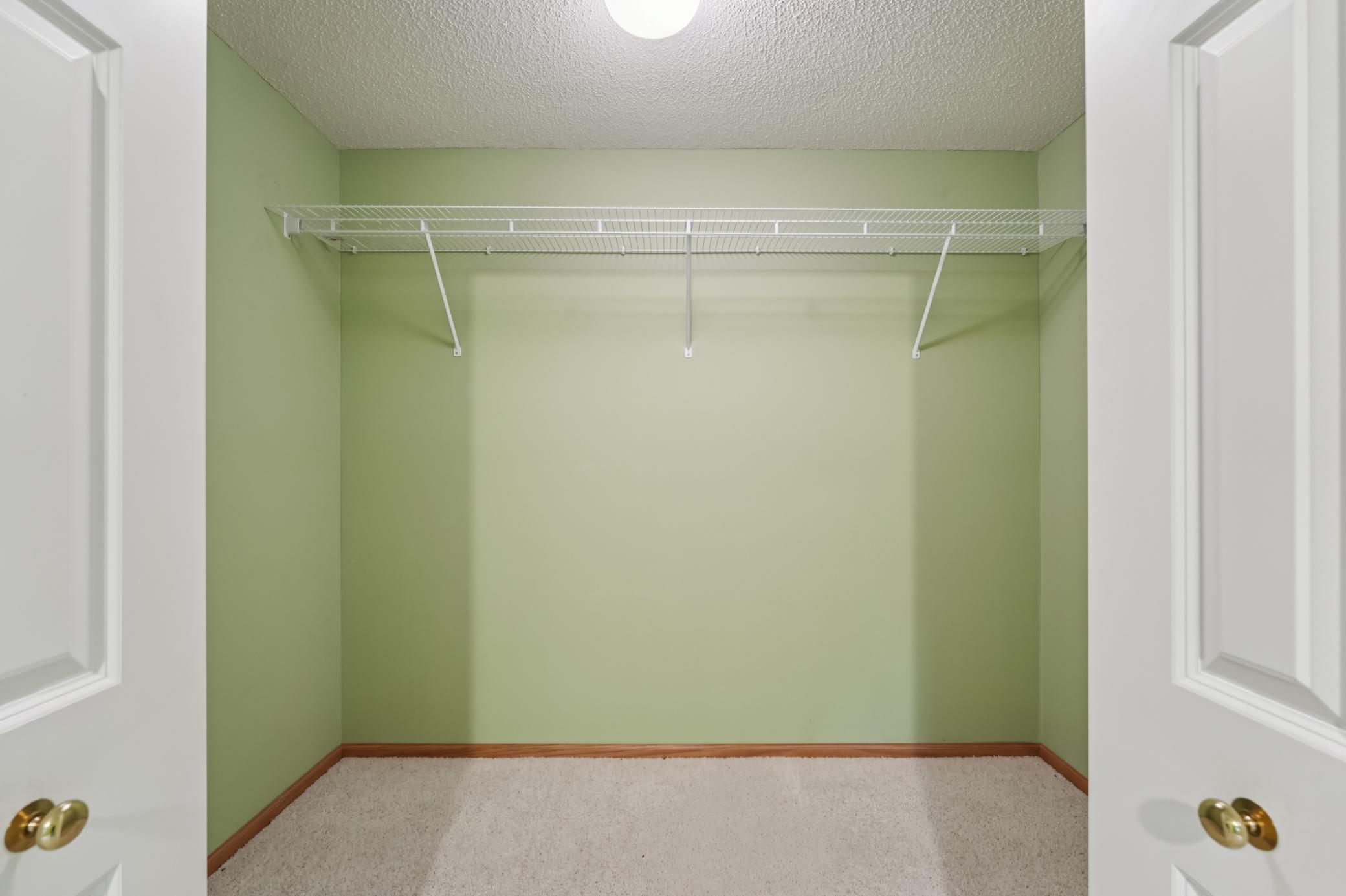 13912 Farmington Way Apple Valley MN 55124