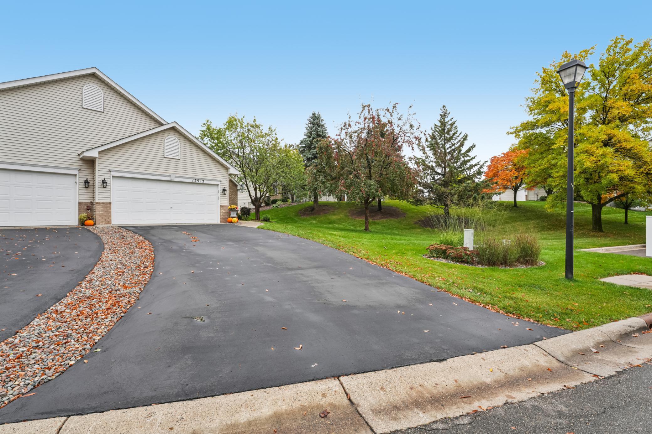 13912 Farmington Way Apple Valley MN 55124