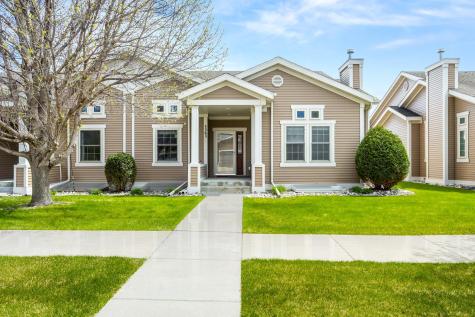 1363 Highpointe Drive N Fargo ND 58102
