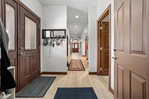 1363 Highpointe Drive N Fargo ND 58102