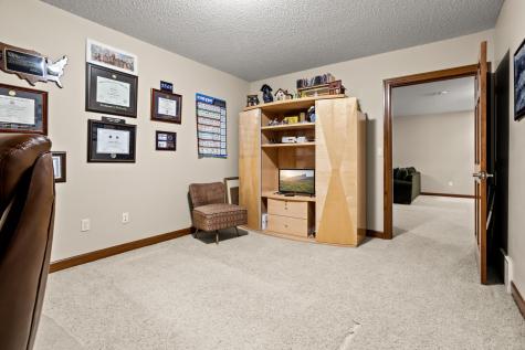1363 Highpointe Drive N Fargo ND 58102
