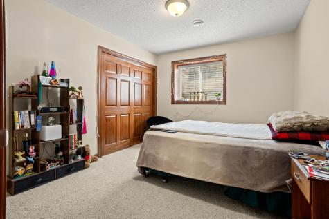 1363 Highpointe Drive N Fargo ND 58102