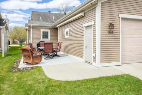 1363 Highpointe Drive N Fargo ND 58102