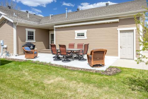1363 Highpointe Drive N Fargo ND 58102