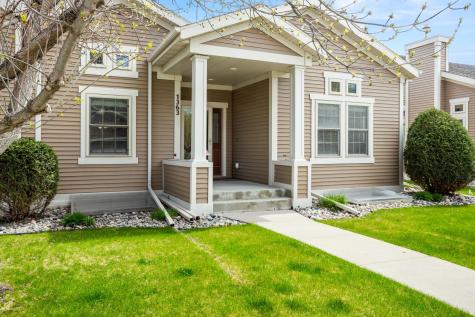 1363 Highpointe Drive N Fargo ND 58102