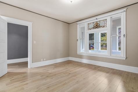 1174 Edgerton Street Saint Paul MN 55130