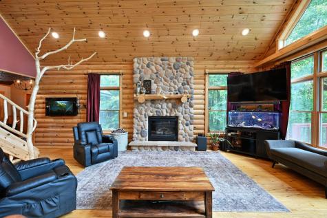 W2325 Belvidere Road Sarona WI 54870