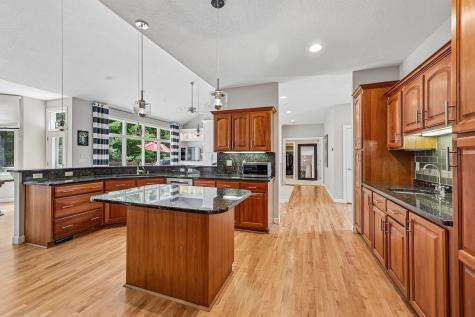 1712 Cedar Crest Road NW Rochester MN 55901