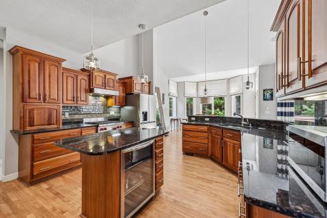 1712 Cedar Crest Road NW Rochester MN 55901