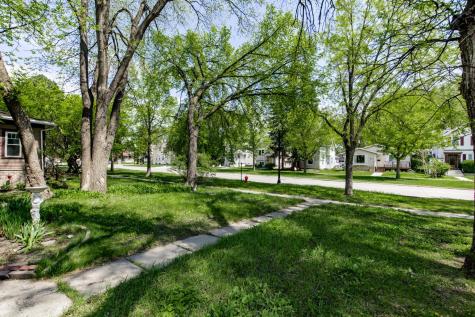 601 10th Street S Fargo ND 58103
