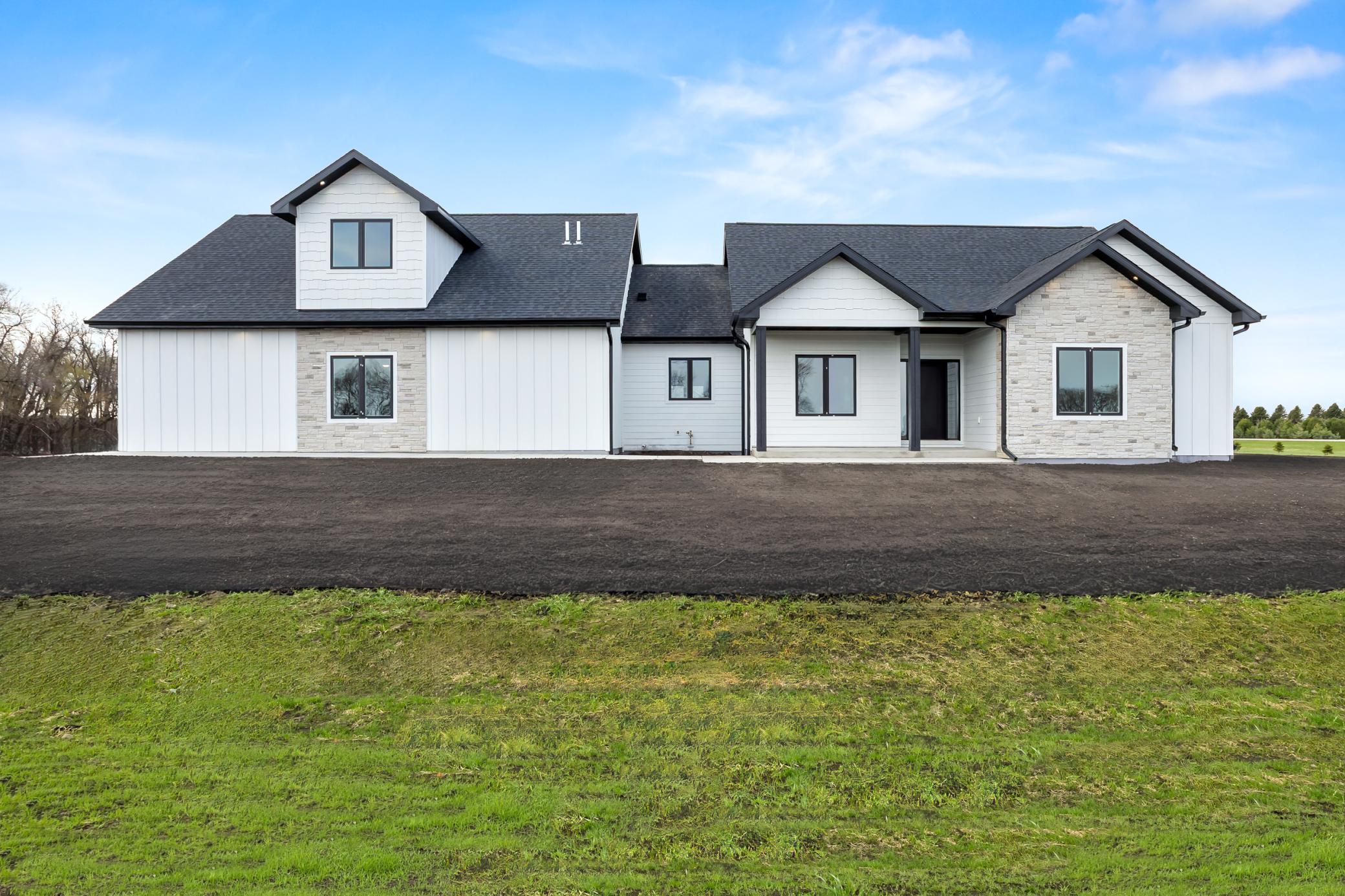 638 Norman Drive Kindred ND 58051