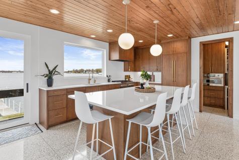 4919 Three Points Boulevard Mound MN 55364
