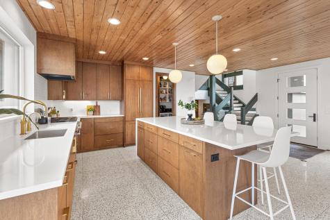 4919 Three Points Boulevard Mound MN 55364