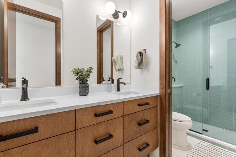 4919 Three Points Boulevard Mound MN 55364