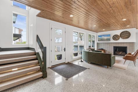 4919 Three Points Boulevard Mound MN 55364