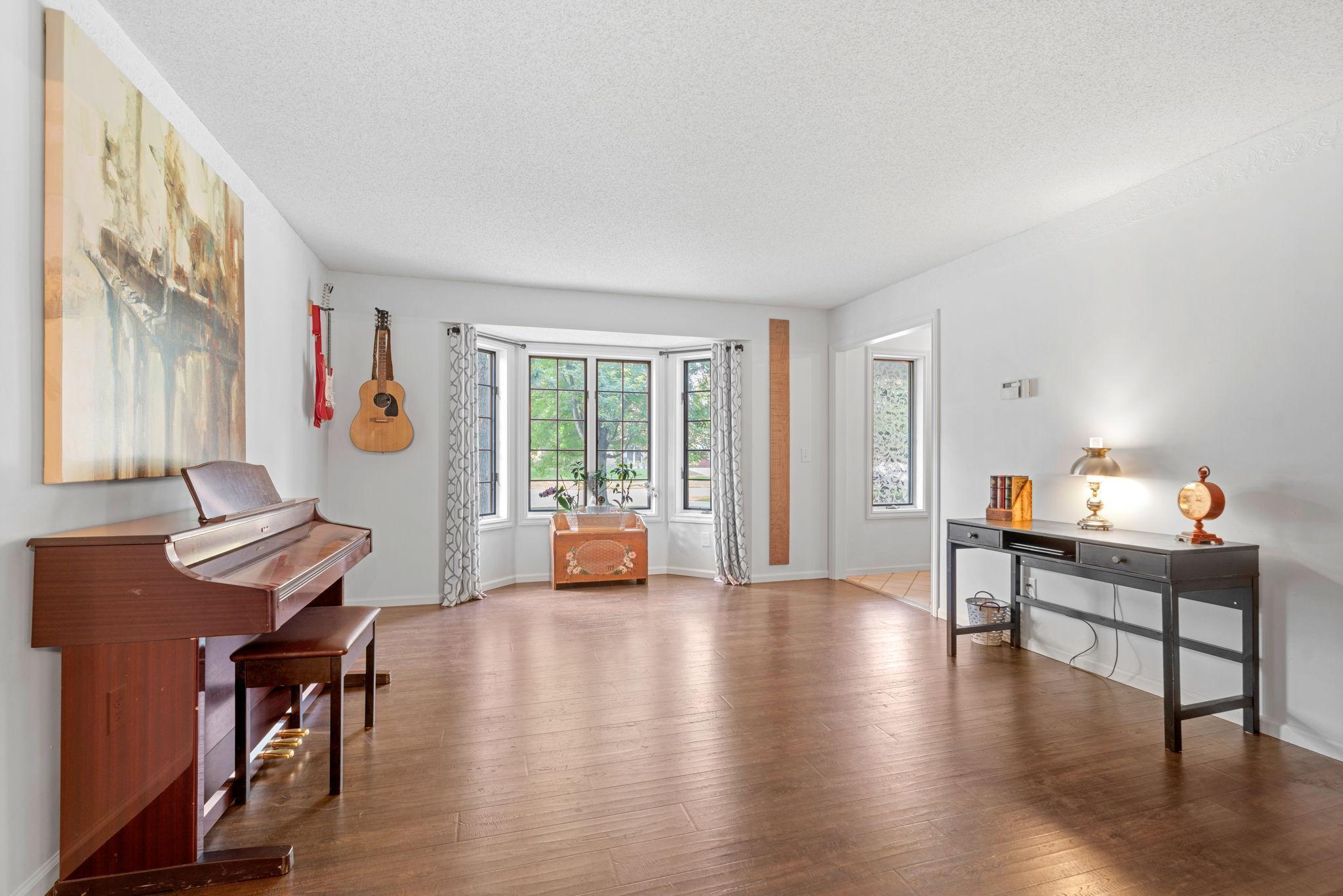 13443 Narcissus Court NW Andover MN 55304