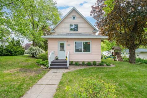 303 Broadway Hanska MN 56041