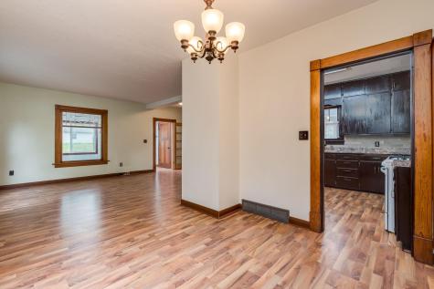 303 Broadway Hanska MN 56041