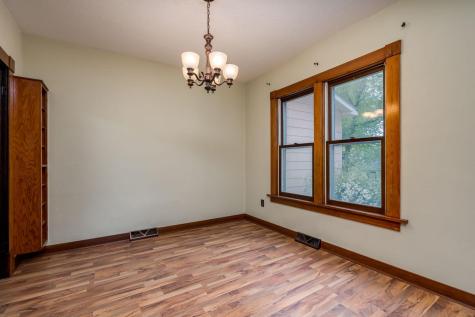 303 Broadway Hanska MN 56041