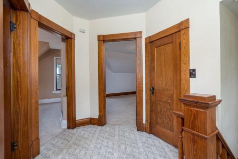 303 Broadway Hanska MN 56041