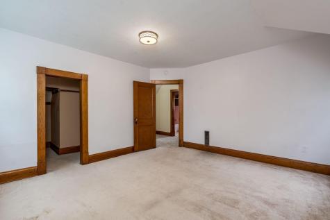 303 Broadway Hanska MN 56041