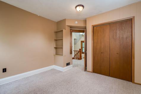 303 Broadway Hanska MN 56041